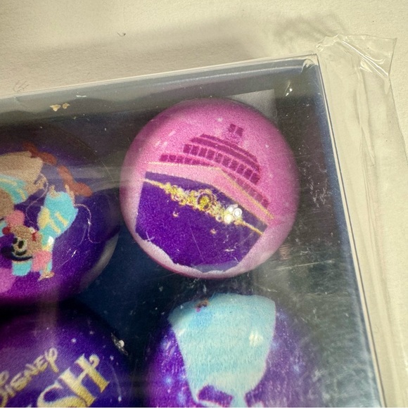 NWT. Disney Cruise Line Magnet set. DCL Disney Wish Cinderlla Gus Jaq Magnet set - Picture 4 of 9